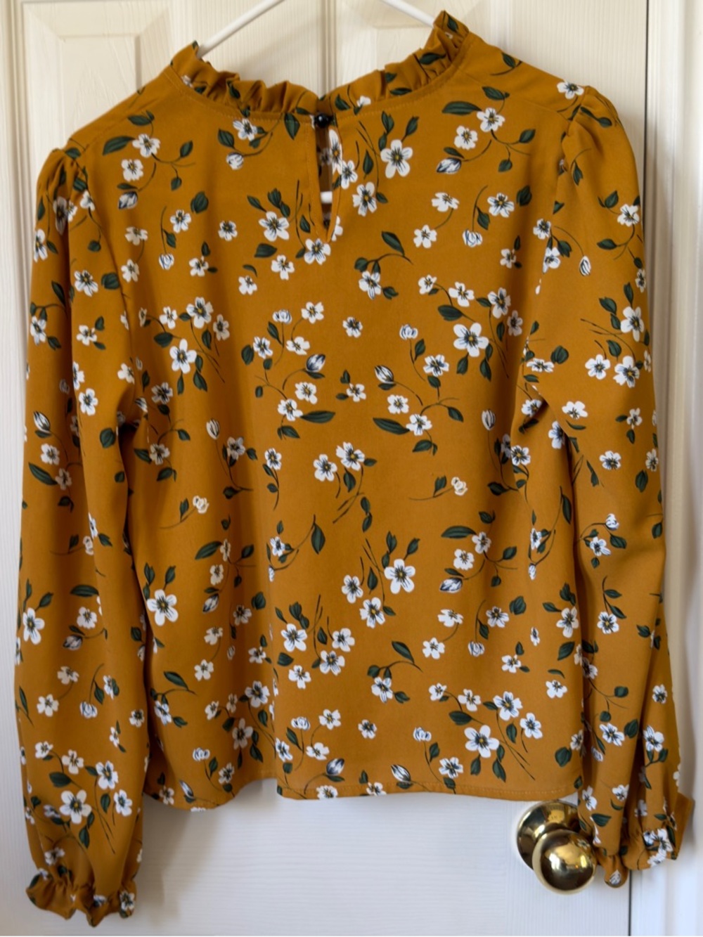 Mustard Floral Ruffled-Mock Neck Long Sleeve Smocked Cuff Top M